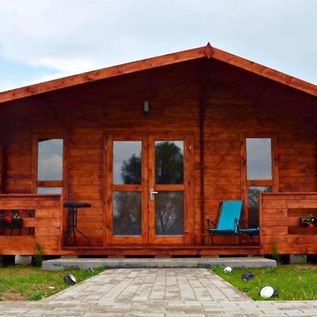 Domki Letniskowe Artemi Rowy  Bagian luar foto
